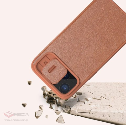 Skórzane etui z klapką Nillkin Qin Pro Leather do iPhone 15 z osłoną aparatu - czarne