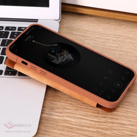 Skórzane etui z klapką Nillkin Qin Pro Leather do iPhone 15 z osłoną aparatu - czarne