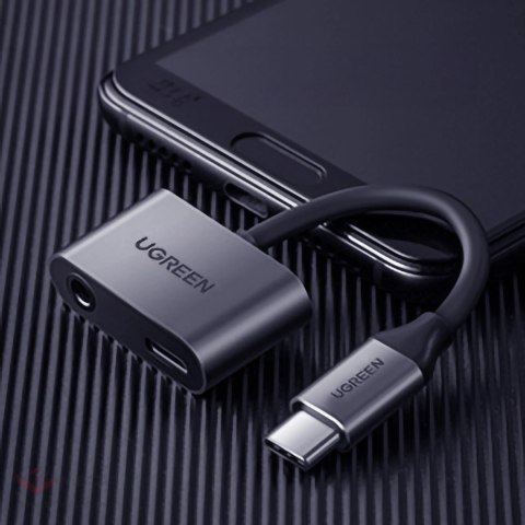 Adapter Ugreen CM193 50596 audio dwuportowy USB-C (męski) - mini jack 3.5mm / USB-C (żeński) - szary