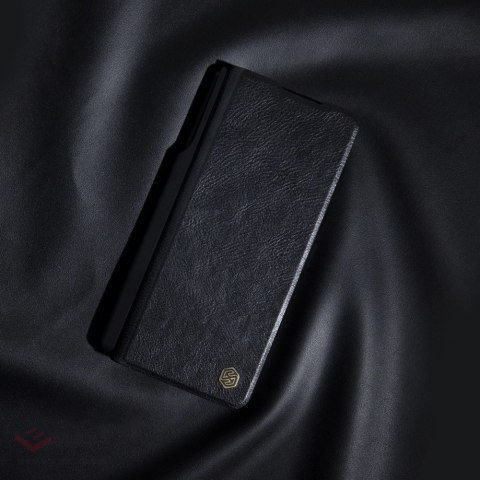 Skórzane etui z klapką i osłoną aparatu do Samsung Galaxy Z Fold 5 Nillkin Qin Leather Pro - czarne