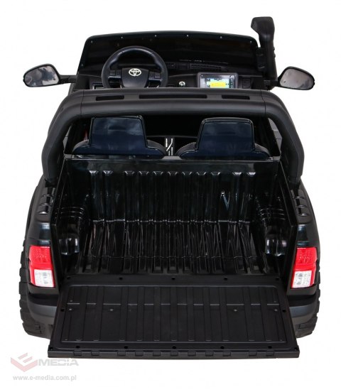 Pojazd Pickup Toyota Hilux Czarna