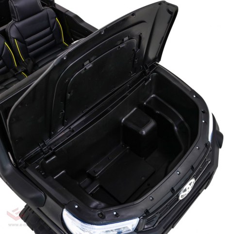 Pojazd Pickup Toyota Hilux Czarna