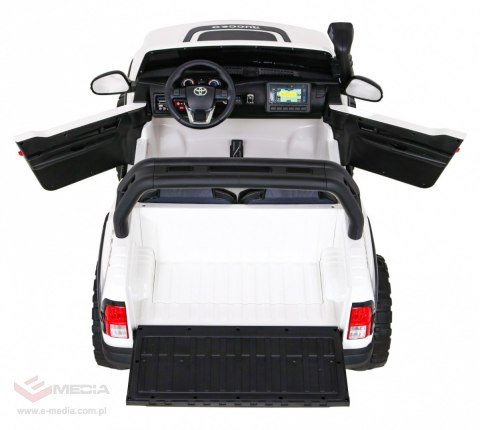 Pojazd Toyota Hilux Biała