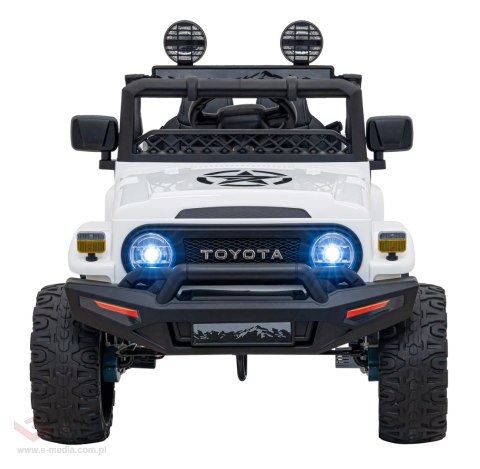 Toyota FJ Cruiser dla dzieci Biały + Pilot + Napęd 4x4 + Audio LED + EVA + Wolny Start