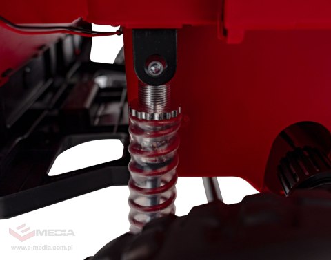 Auto terenowe OFF-ROAD 3.0 dla dzieci Czerwony + Pilot + Wolny Start + Pasy + Audio LED