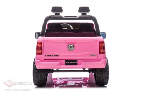 Pojazd RAM 3500 Różowy