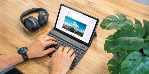 Pokrowiec z klawiaturą Kruger&Matz do tabletu KM1077