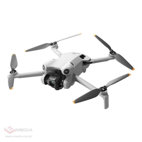 Dron DJI Mini 4 Pro Fly More Combo (RC 2)