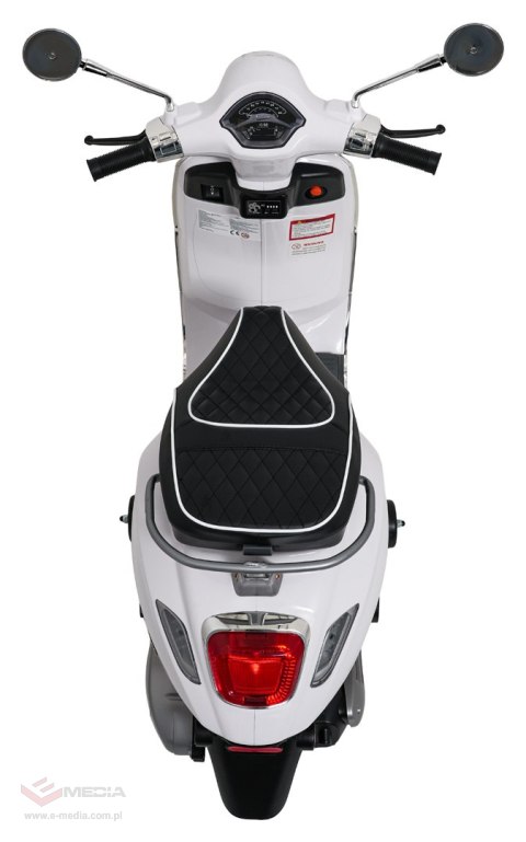 Pojazd Skuter Vespa ROMA Biały motorek dla dziecka