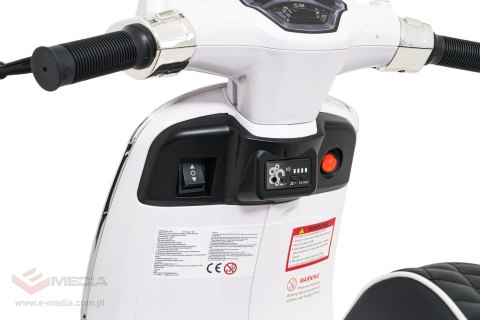 Pojazd Skuter Vespa ROMA Biały motorek dla dziecka