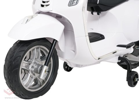 Pojazd Skuter Vespa ROMA Biały motorek dla dziecka
