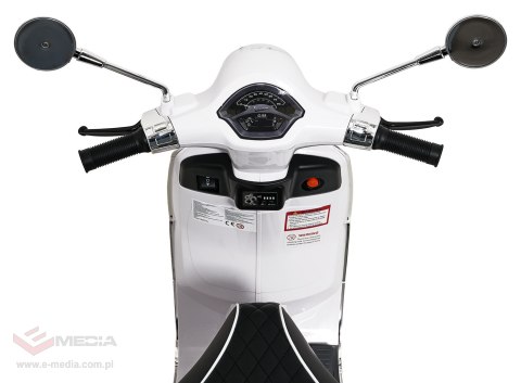 Pojazd Skuter Vespa ROMA Biały motorek dla dziecka