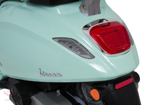 Pojazd Skuter Vespa ROMA Zielony