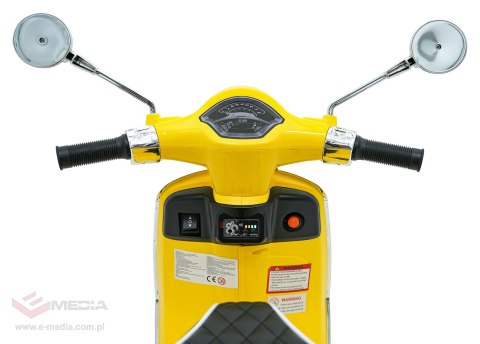 Pojazd Skuter Vespa ROMA Żółty