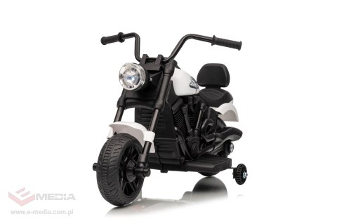 Pojazd Motor STAR Biały