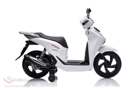 Pojazd Motor Skuter HONDA SH125I Biały