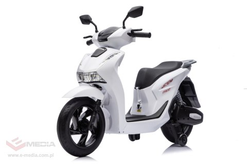 Pojazd Motor Skuter HONDA SH125I Biały
