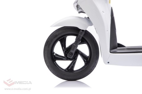 Pojazd Motor Skuter HONDA SH125I Biały