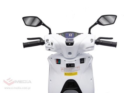 Pojazd Motor Skuter HONDA SH125I Biały