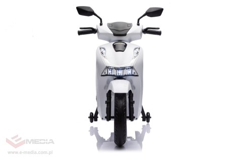 Pojazd Motor Skuter HONDA SH125I Biały