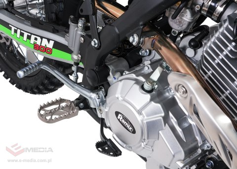 Pojazd Motor Spalinowy TITAN 300cc Zielony