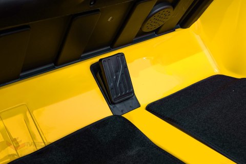 Pojazd Mercedes Benz GT63 AMG Żółty