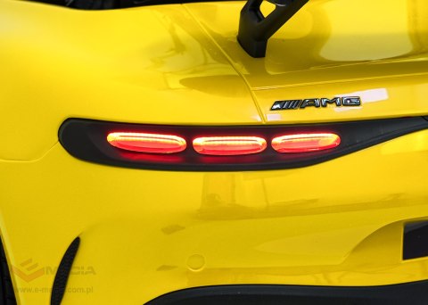 Pojazd Mercedes Benz GT63 AMG Żółty