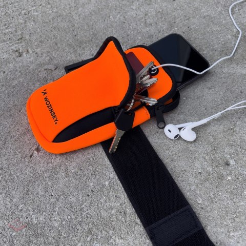 Wozinsky opaska na telefon do biegania armband czarna (WABBK1)