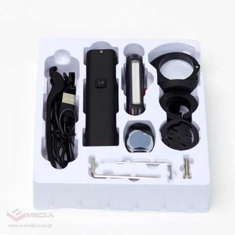 Zestaw lampek rowerowych Wozinsky WSBLB3 przednia (1000 lm) USB-C i tylna USB micro - czarny