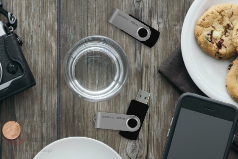Pendrive Goodram USB 3.2 16GB czarny