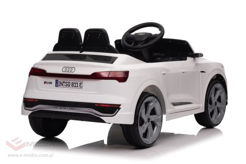 Pojazd Audi SQ8 Biały