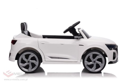 Pojazd Audi SQ8 Biały