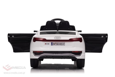 Pojazd Audi SQ8 Biały