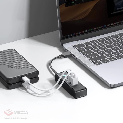 Hub USB Orico PWC2U-U3 3-portowy 2x USB-A 3.0 1x USB-C 3.0 0,5 m - czarny