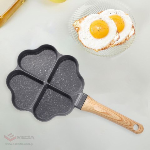 Patelnia do Smażenia Jajek Racuchów Pancakes Placków Indukcja Serduszka