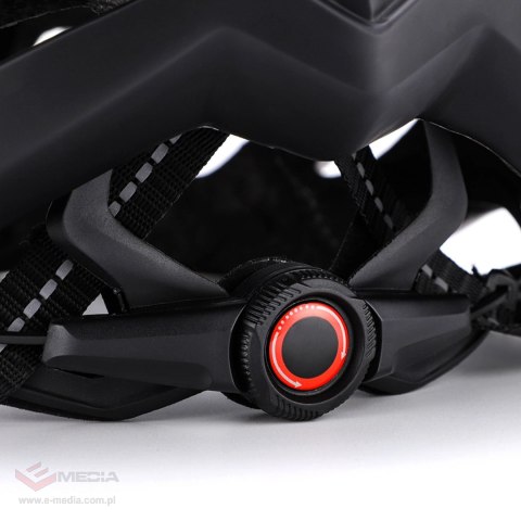 Kask rowerowy MTB Wozinsky z odpinanym daszkiem i tylną lampką USB 57-62 cm - czarny