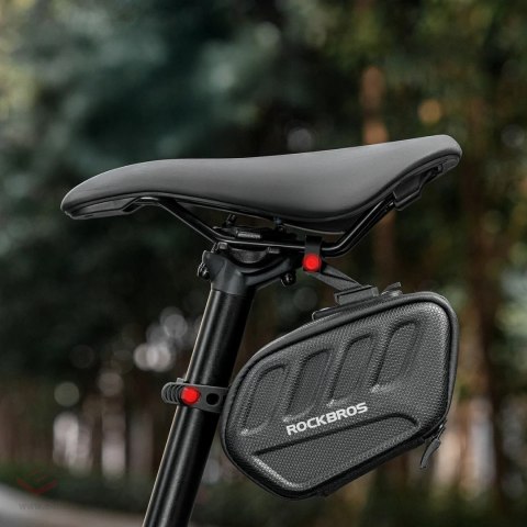 Torba rowerowa Rockbros C61 podsiodłowa z inteligentną lampką tylną 0,45 l - czarna