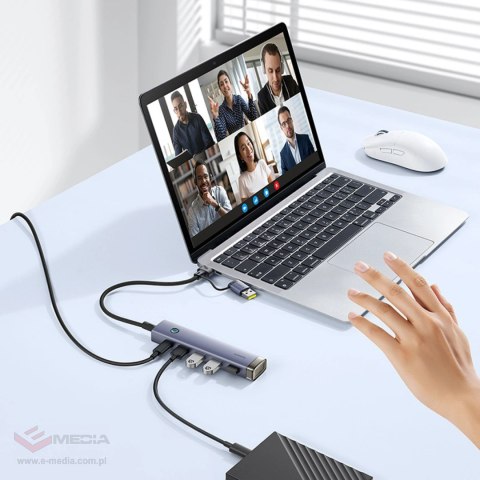 Hub USB-A/USB-C Baseus UltraJoy Series 4xUSB-A 3.1 1xUSB-C 5V - szary