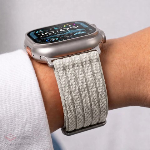 Pasek Tech-Protect Nylon Sport na Apple Watch 44 / 45 / 46 / 49 mm - beżowy