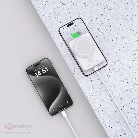 Powerbank Tech-Protect LifeMag PB11 z MagSafe 10000mAh 15W port USB-C - biały + kabel USB-C