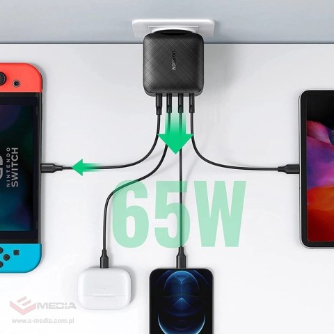 Ugreen szybka ładowarka GaN PPS 65W USB / 3x USB Typ C QC 3.0 Power Delivery SCP FCP AFC (azotek galu) czarny (CD224 70774)