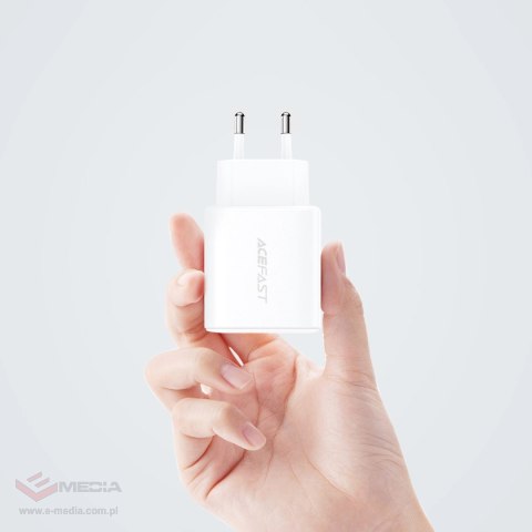 Acefast ładowarka sieciowa USB Typ C / USB 20W, PPS, PD, QC 3.0, AFC, FCP biały (A25 white)