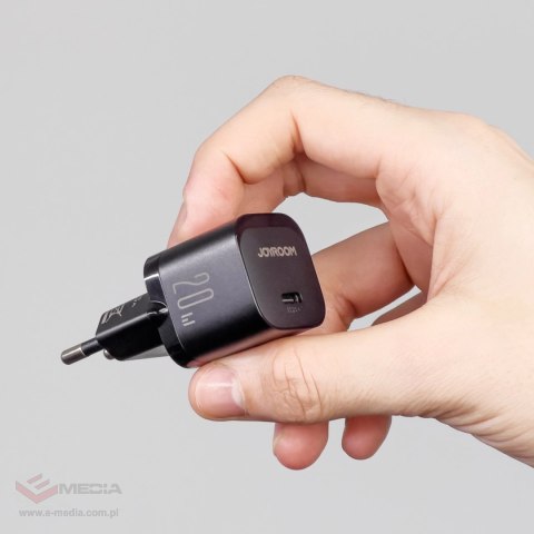 Mini ładowarka USB C 20W PD Joyroom JR-TCF02 - czarna