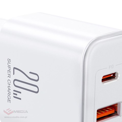 Szybka dwuportowa ładowarka sieciowa 20W USB-C / USB-A Joyroom JR-TCF05 - biała + kabel USB-C - Lightning 1m