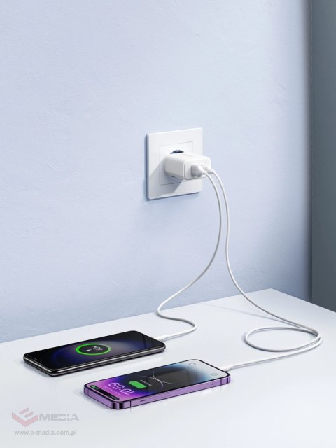 Szybka dwuportowa ładowarka sieciowa 20W USB-C / USB-A Joyroom JR-TCF05 - biała + kabel USB-C - Lightning 1m