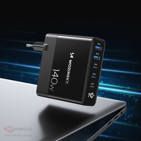 Ładowarka sieciowa GaN Wozinsky CGWCB 140W 3 x USB-C / 2 x USB-A - czarna